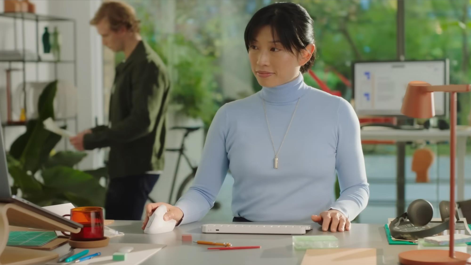 MOUSE USB OPTICAL WRL VERTICAL/PINK 910-006478 LOGITECH - Image 2